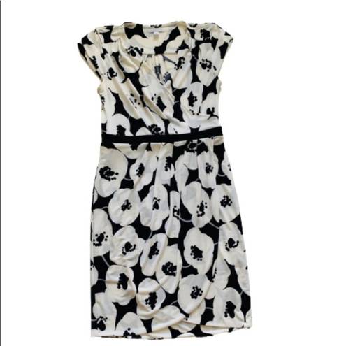 Krass&co NY& Dress Off White Black Floral Cap Sleeves Faux Wrap Dress Size Small