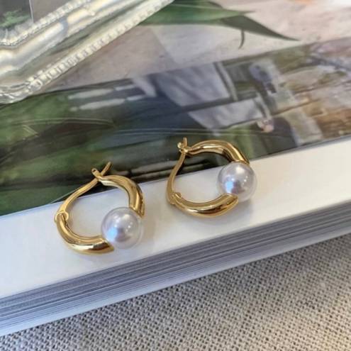 18K Gold Plated White Pearl Hoop Earrings for Women,Pearl Earrings