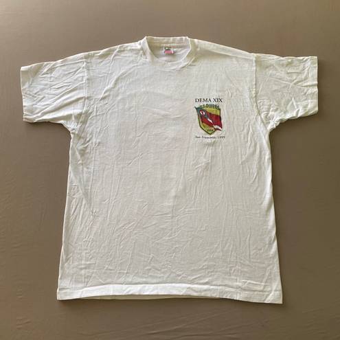 Fruit of the Loom Vintage U.S Divers Graphic Tee