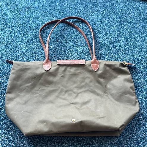 Longchamp  Le Pliage Tote Modele Depose in
Army Green