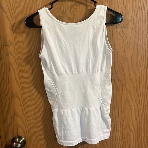 Skinny Girl Smoothers & Shapers Shape Wear Sleeveless White Tank Top Medium