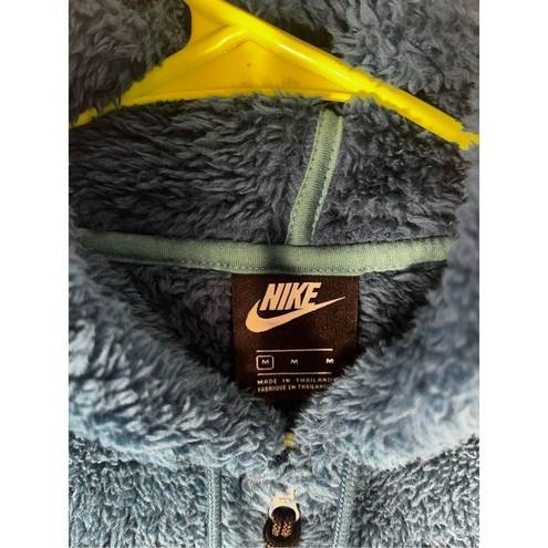 Nike  zip up fleece jacket