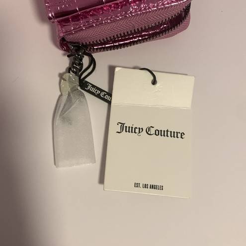 Juicy Couture NWT  SHINY PINK EMBOSSED VEGAN LEATHER PHONE/WALLET CROSSBODY