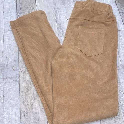 Umgee  faux suede zippered ankle pants size medium