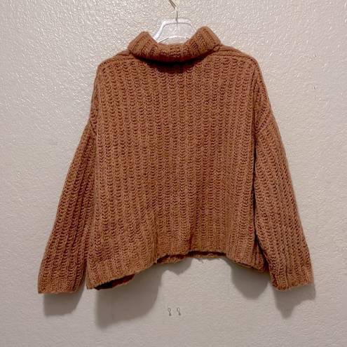 Free People  Fluffy Fox Chunky Wool Alpaca Blend
Turtleneck Sweater Papaya Sz XS