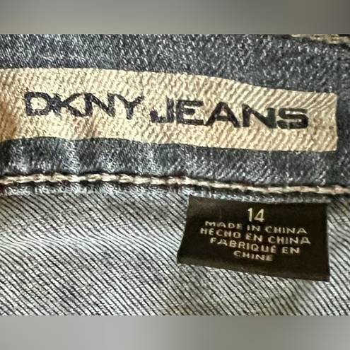 DKNY Women’s  Soho Boot Style Jeans Size 14