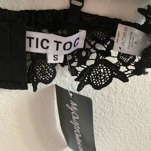 Tic Toc NWT  Lace Black Bralette Crop Festival Small