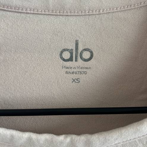 Alo Yoga  Stretch Neutral Tan Cream Cropped Top Athleisure Active Yoga XS