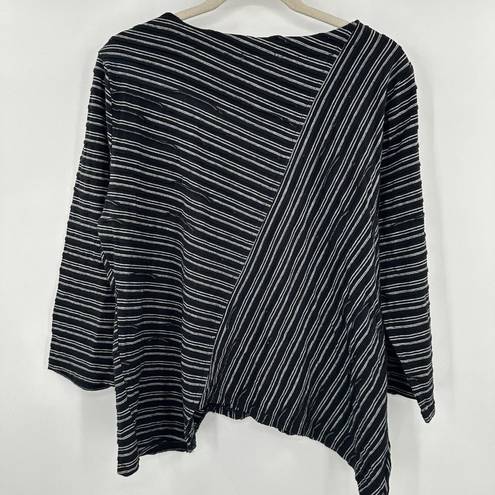 Habitat  Clothes To Live In Black Striped Blouse Size‎ Medium