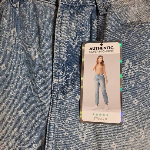 Simple Society  Juniors Jeans High Rise Straight Light Wash Crop Size 7/28 Blue