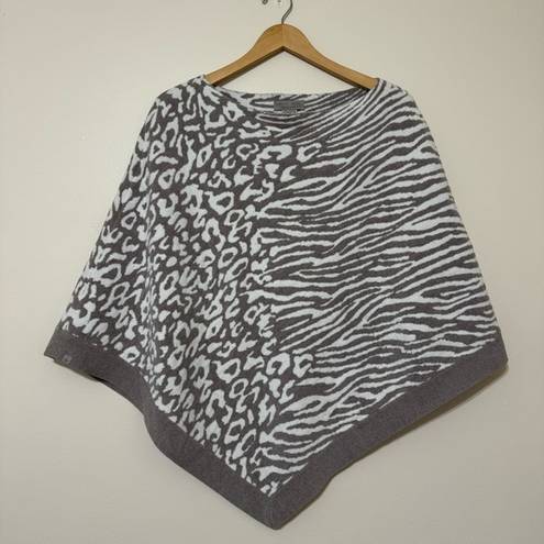 Barefoot Dreams  Animal Print Poncho