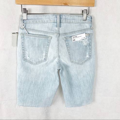 Joe’s Jeans  The Finn  Bermuda short size 23