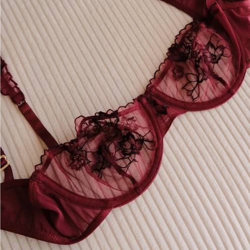 Meshki NWT  Nora Lace Bra in Plum Floral