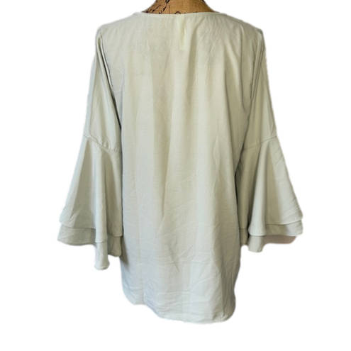 Zenana Outfitters NWOT Women's Layered Bell Sleeve Top Light Sage Green size Large