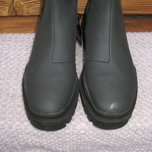 Vionic NWT  Karsen Waterprrof Lug Sole Boots