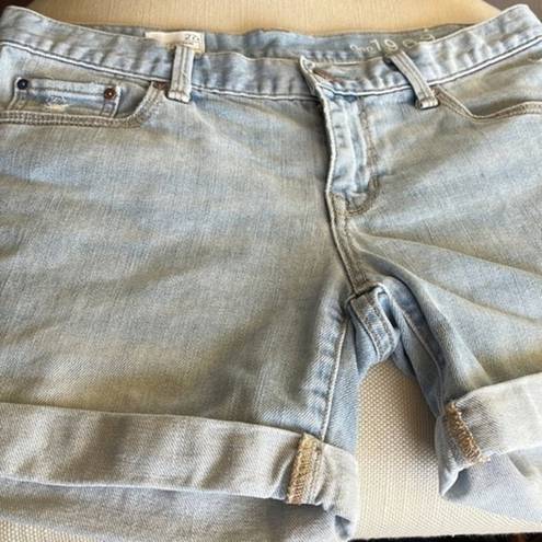 Gap 1969  gap jeans shorts 27 color light blue  length 13
