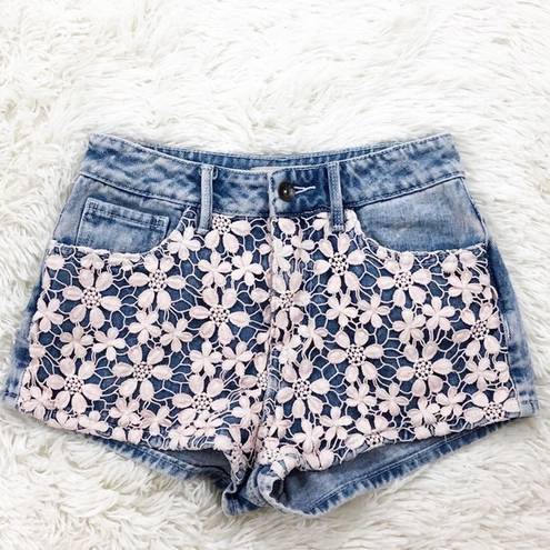 Roxy  lace front acid wash jean shorts size 1