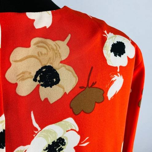 Carmen Marc Valvo  Orangey Red Happy Floral Print Bell Sleeve Women's 6 Top