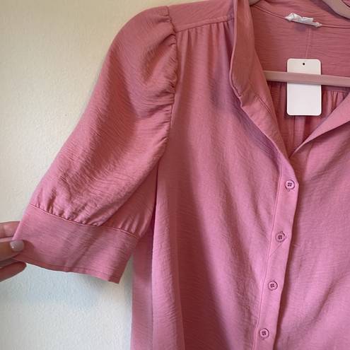 AVARA, pink short sleeve blouse