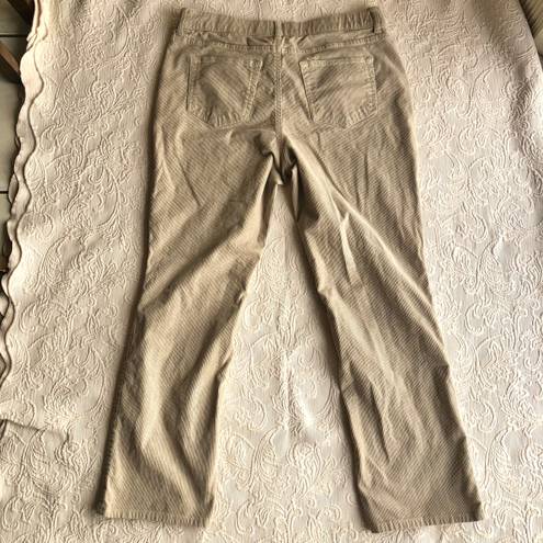 St. John’s Bay St. John's Bay Beige Corduroy Straight Leg Y2K Pants