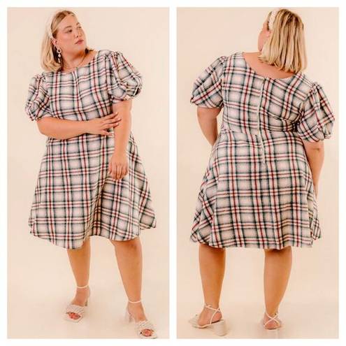 Krass&co Ivy City  Molly Plaid Flare Dress 1X Puff Sleeves Knee Length Plus Size