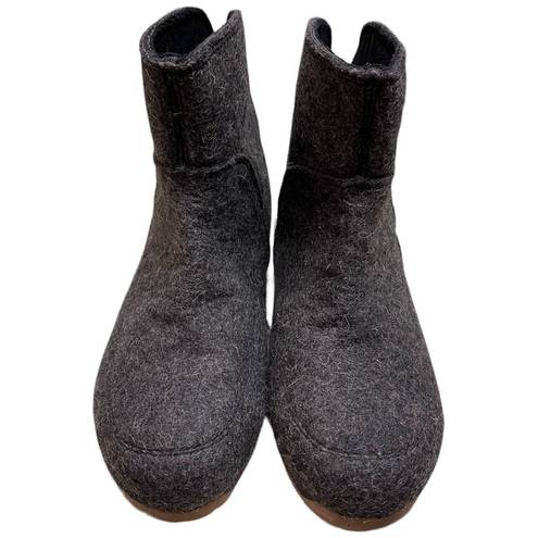 Harper EMU  boots womens Australian wool gray ankle booties Size 8