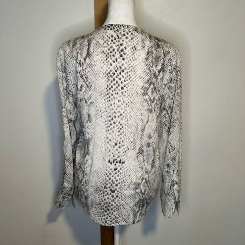 Joie Soft  white & gray animal print long sleeve button down top size XS