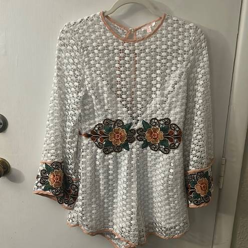 Luxxel White Embroidered Floral Romper with Bell Sleeves Size M