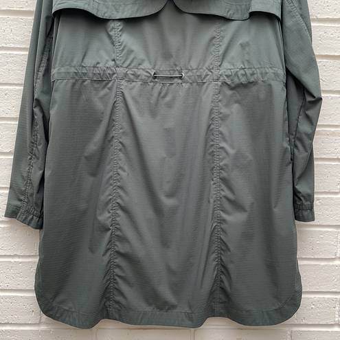 Athleta Woman’s  wind breaker green jacket