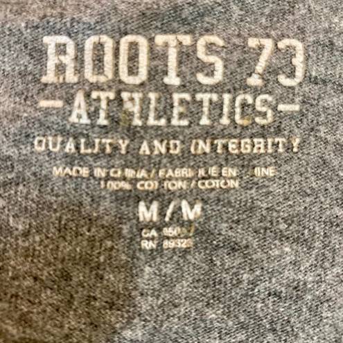 Roots  embroidered heather gray v-neck T-shirt, medium short sleeve cotton tee