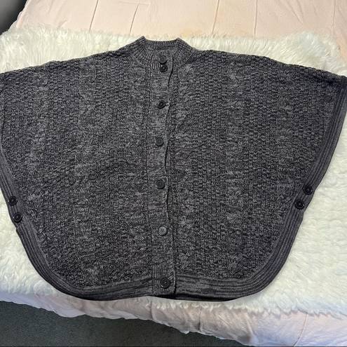 Denim & Co . Cable Knit Poncho Sweater Size Large Color Gray Button detail