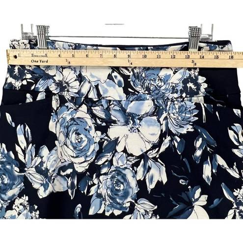 Krass&co SC &  Skirt Skort Womens L Blue Floral Pull On Tummy Control Pockets Athletic