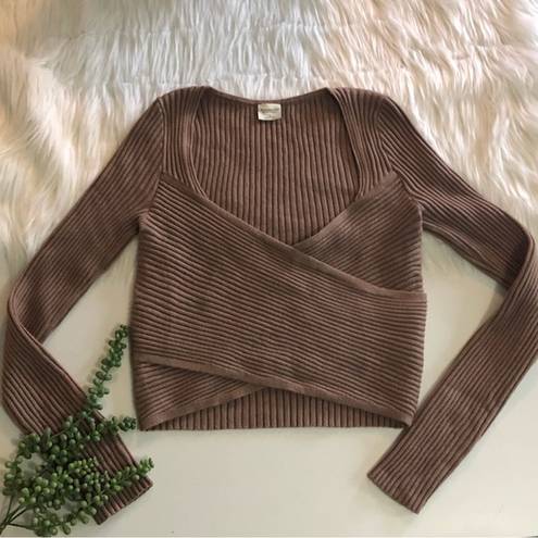 Abercrombie & Fitch  Luxloft Wrap Sweater | Size Medium