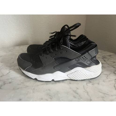 Nike  Air Huarache Run Black White Women's 634835-006 Running Shoes Size 9