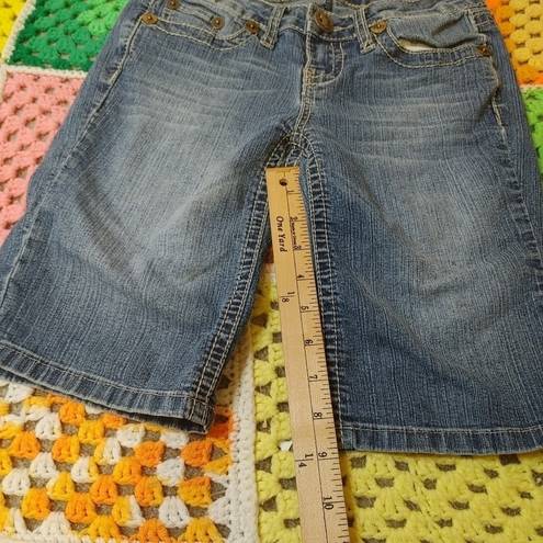 Ymi  Jeans Size 0 Capri Jean Blue Summer Time Casual