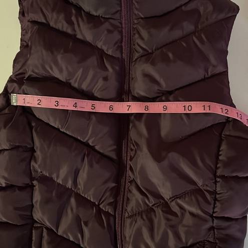 SO Puffer vest xs front pockets plum color winter sports athleisure