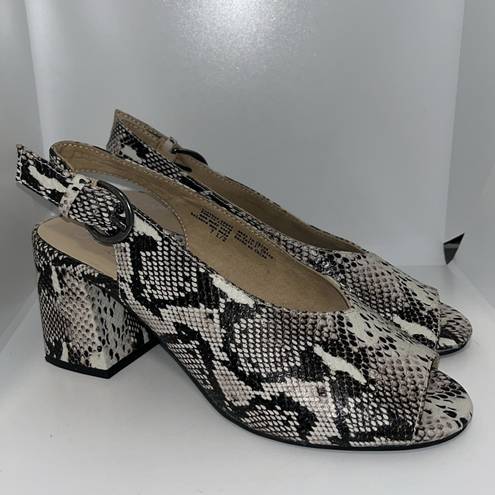 Seychelles  Playwright Snake Print Block Heel Slingback Peep Toe Sandals 7.5