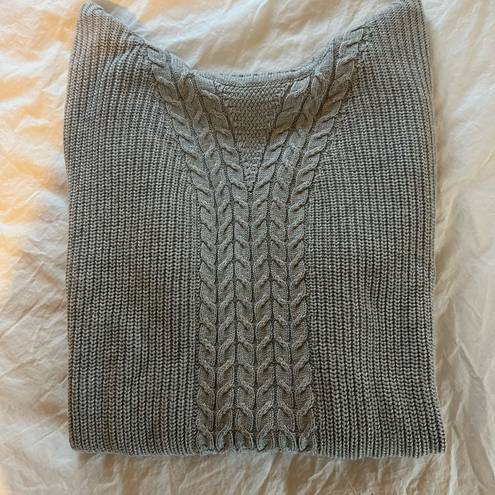 Banana Republic Women’s Barely Worn Dark Grey  Turtleneck Sweater