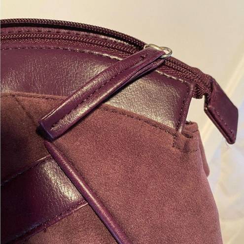 Estée Lauder  plum Microsuede 18” satchel/tote bag with matching make-up bag