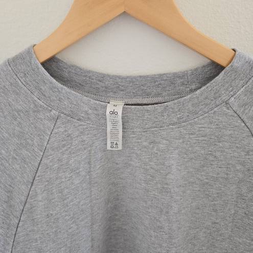 Alo Yoga  Cropped Double Take Pullover Sweater Gray Heather Women's Size S EUC