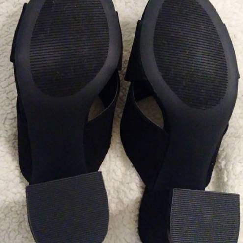 Apt. 9  black open toed mules 9.5