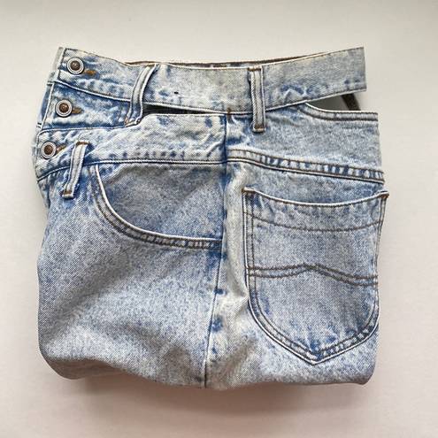 Bermuda Vintage Steel 90s cut-out high waist acid wash  jean shorts, size 7