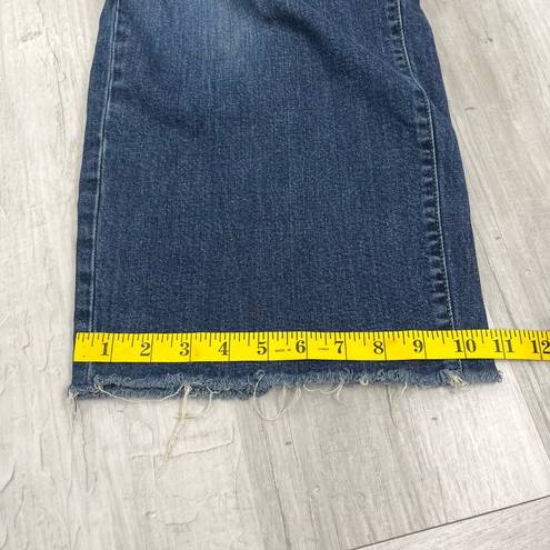 Uniqlo High Rise Wide Straight Leg Dark Wash Frayed Bottom Short  Jeans 32