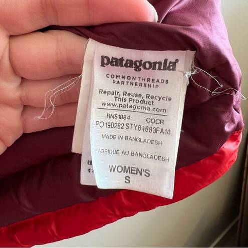 Patagonia  Women’s Down Sweater Red Puffer Coat Small