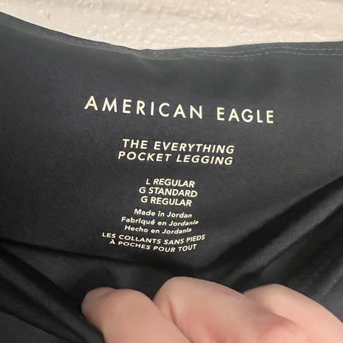 American Eagle  The everything pocket leggings