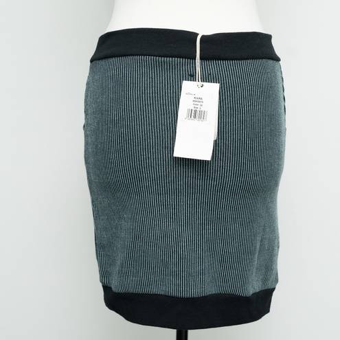 Skunkfunk. Kiara Knit Mini Skirt. Size M