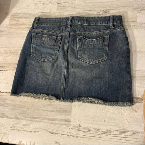 Apt. 9  Women's Denim Blue Jean Skirt Size 8 Distressed Ruff Hem