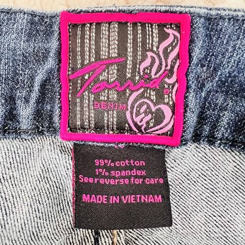 Torrid Vintage  Denim Blue Stretchy Bootcut Comfy Jeans ~ Size 12 / 14