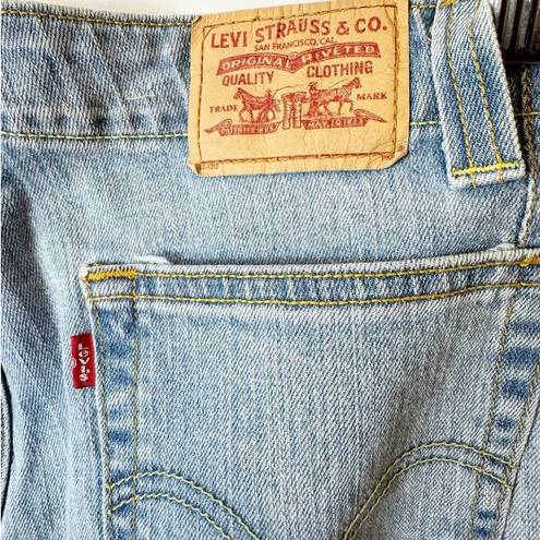 Levi’s Levi's Womens Boot Cut Jeans 525 Light Wash Size 16