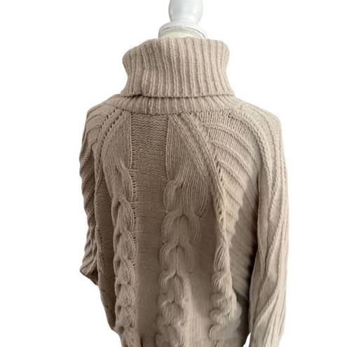 The Moon  & MADISON Beige Cable Knit Turtleneck Size Large